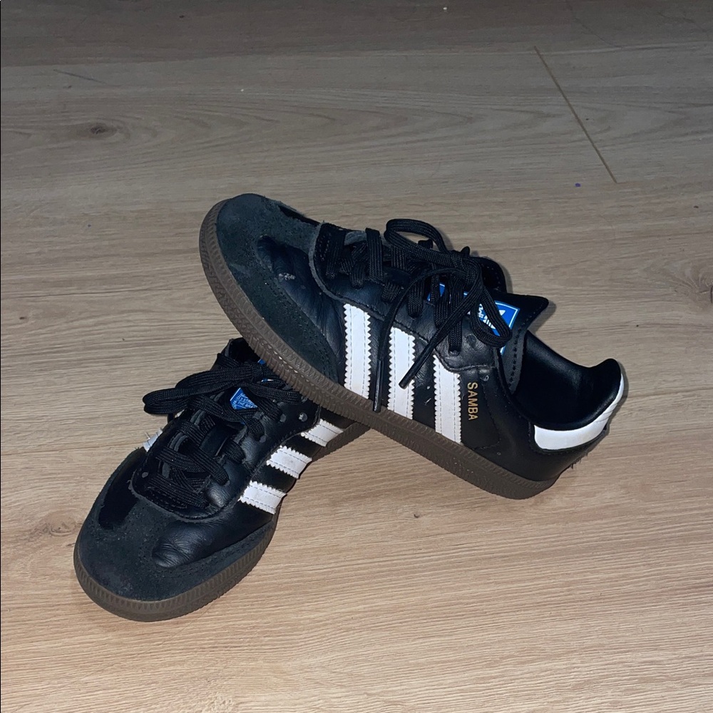 adidas Kids Black and White Samba Sneakers size 11
